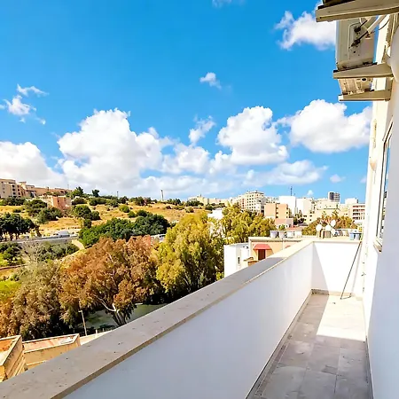 شقة Modern Cozy With Terrace & Valley View In Msida Santa Vennera