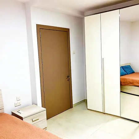 Modern Cozy With Terrace & Valley View In Msida