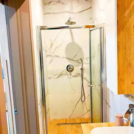 Modern Cozy With Terrace & Valley View In Msida * Santa Vennera