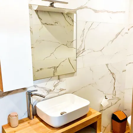 شقة Modern Cozy With Terrace & Valley View In Msida *