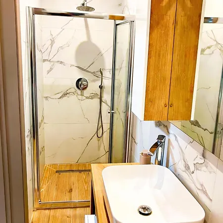 Modern Cozy With Terrace & Valley View In Msida *